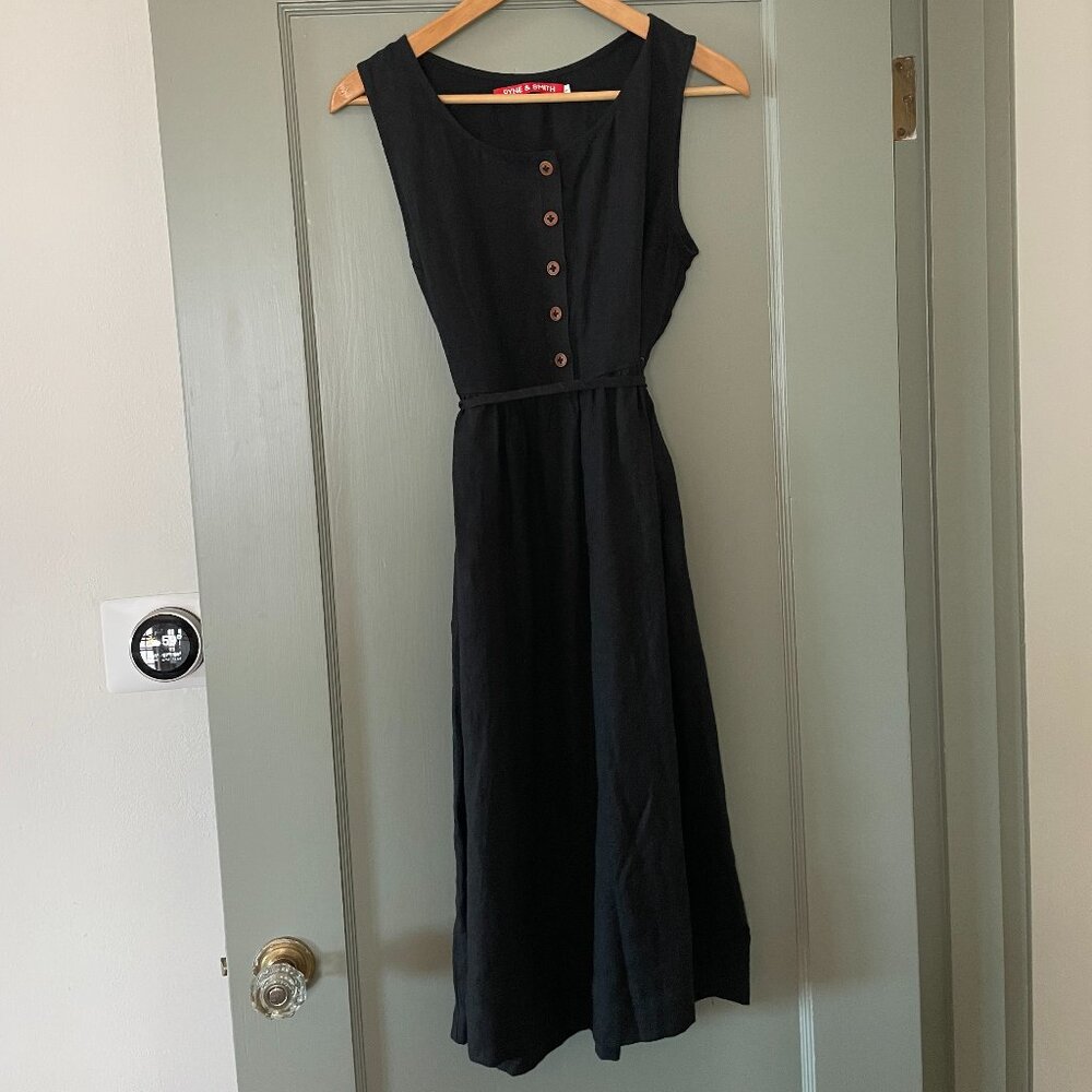 Pyne and Smith Linen sleeveless dress with Button Front